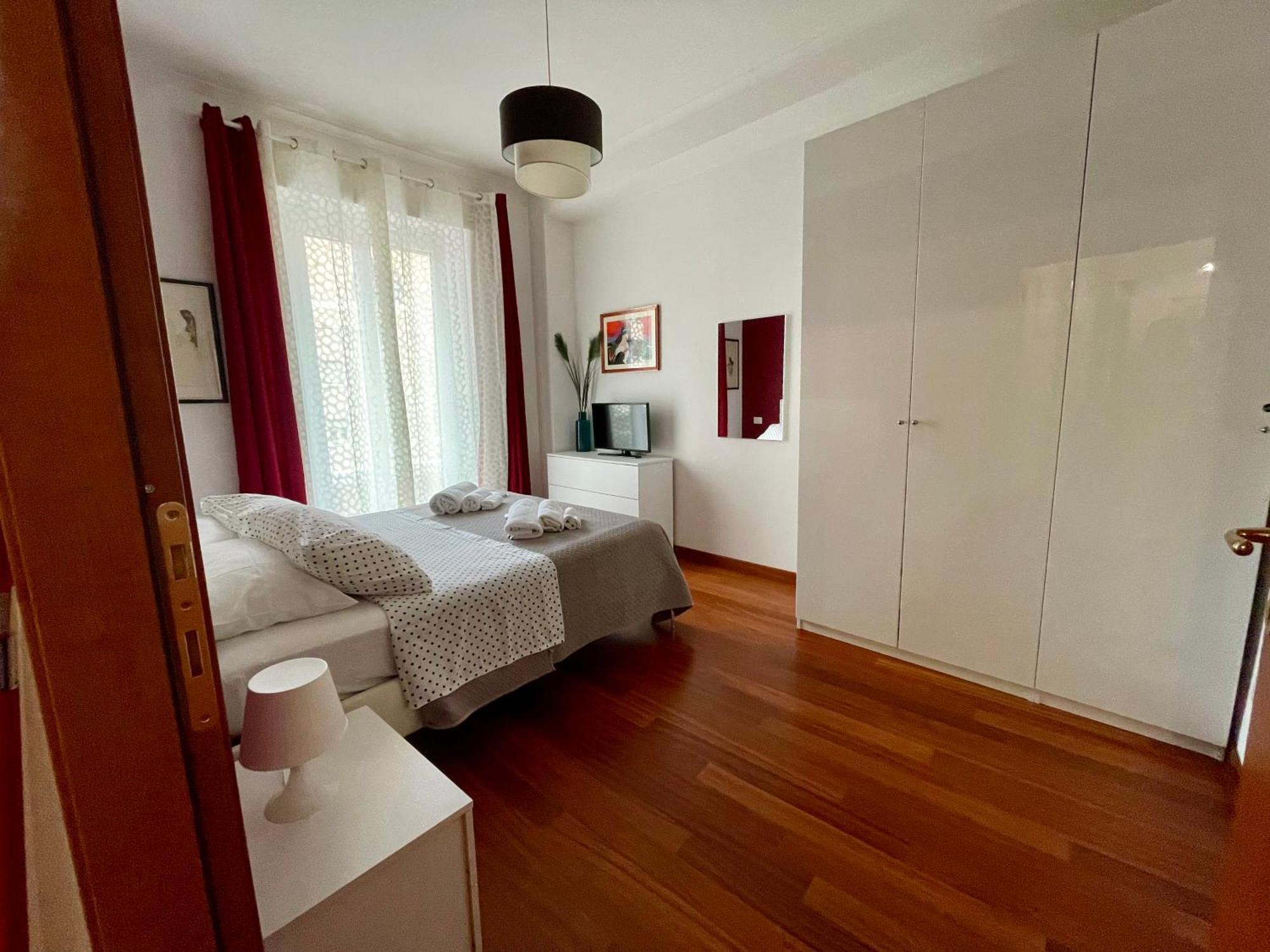 Lucens Domus Appartamento Roma Quartiere Trieste - Vicino Metro B1 - Luaran gambar